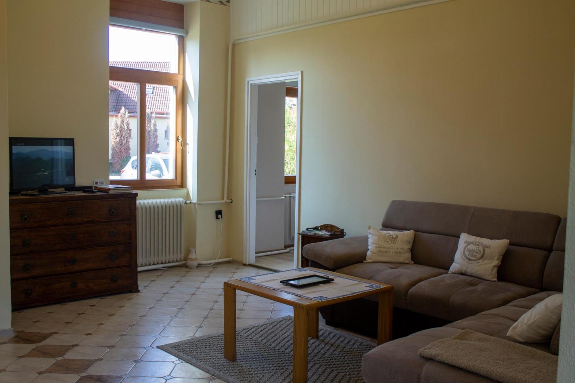 Villa Flora Kiskunmajsa Exteriör bild